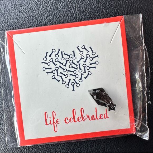 Keep Collective Hematite Shooting Star Charm - Picture 3 of 5